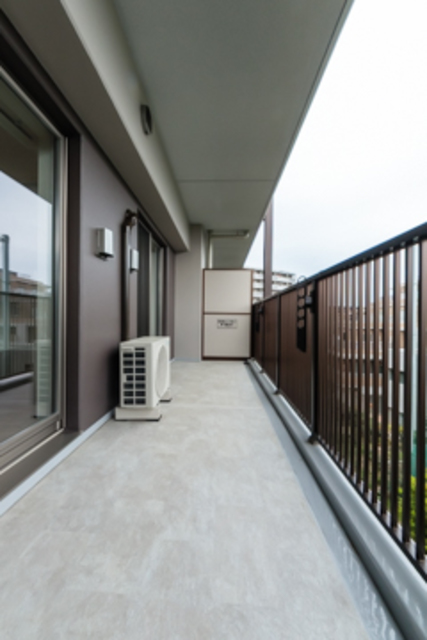 バルコニー　※写真は同タイプ住戸です。