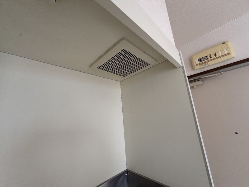 東マンションの居間写真