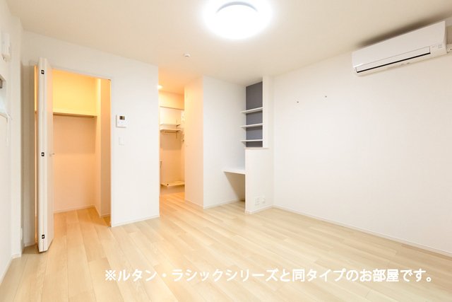 ＪＲ博多南線 博多南駅 徒歩23分 2階建 新築の居間写真