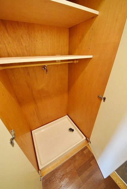 収納　★洗濯機置き場が隠れるようになっています★