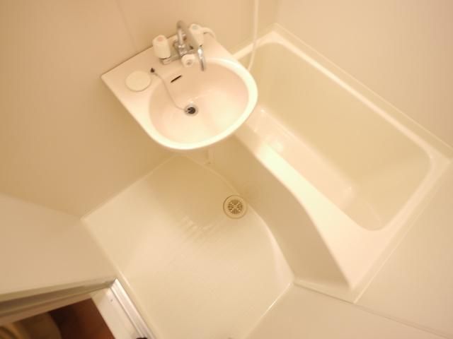 バス・シャワールーム　★人気のバス、トイレ別です★