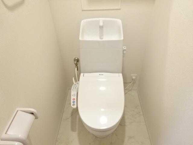 トイレ　シャワー付トイレ
