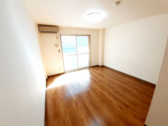 コーポライフながまちの居間写真