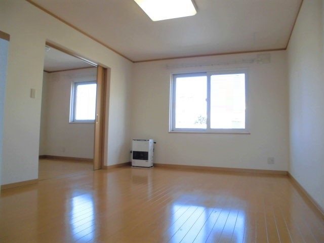 ベルエポック並木Iの居間写真