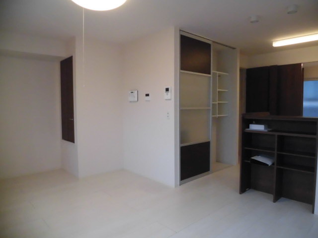 T-roomの居間写真