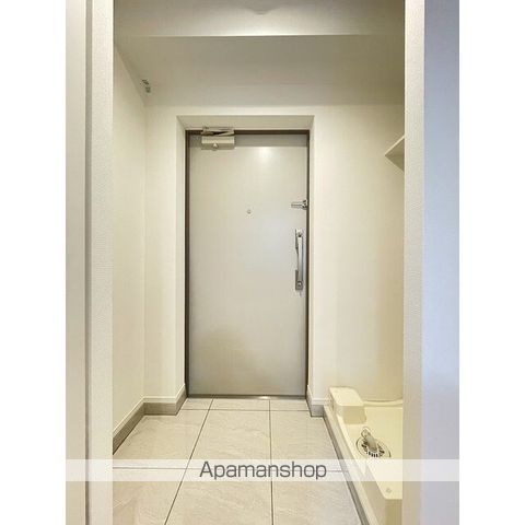 グランカーサ西葛西の玄関写真