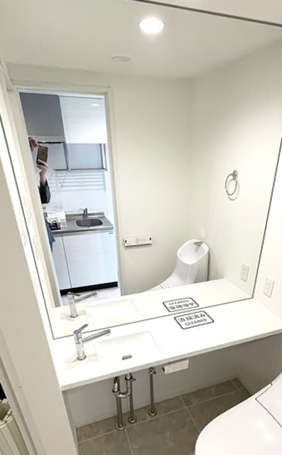 洗面設備　他の住戸の写真です。参考画像