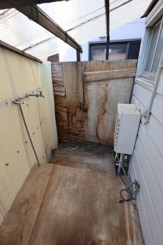 その他設備　洗濯機置き場