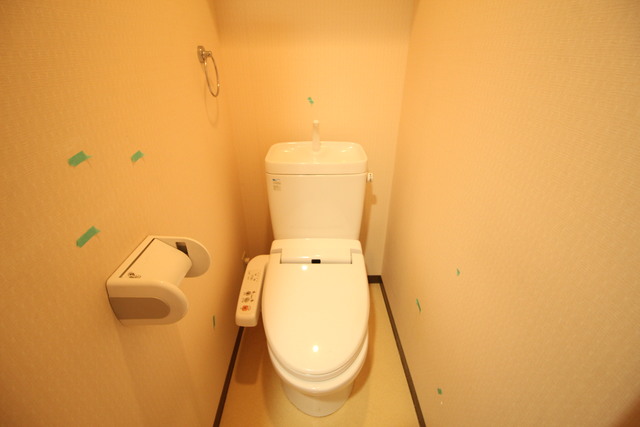 上越新幹線 新潟駅 徒歩12分 5階建 築22年のトイレ写真