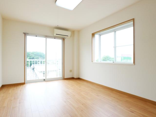 居室・リビング　ゆったり過ごせるリビングです