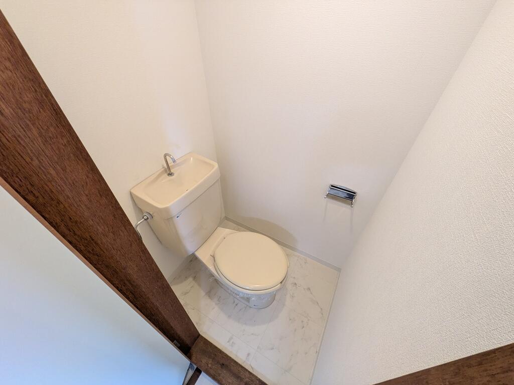 セレクトハイツA棟のトイレ写真