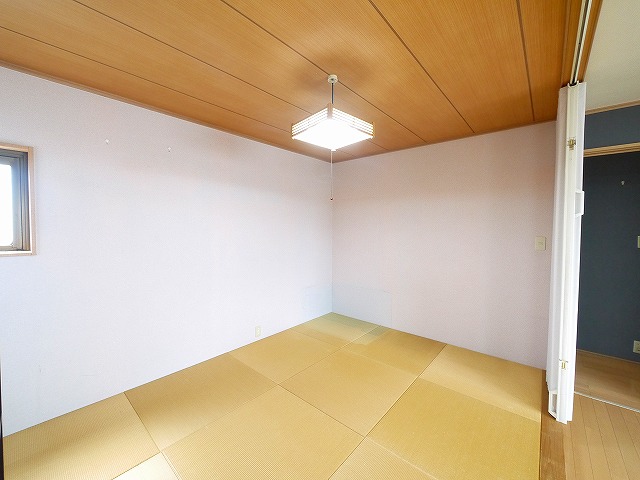 その他部屋・スペース　落ち着いた色調の洋室です