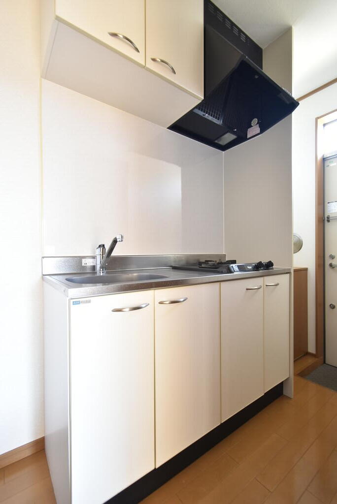キッチン　※同物件・別号室の写真です。参考までに掲載しております。