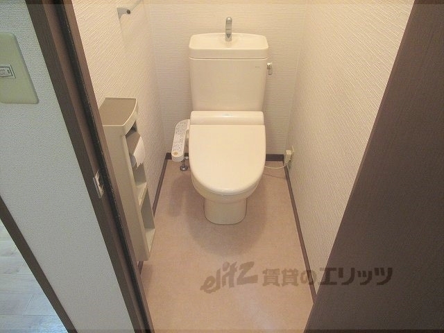 【甲賀市水口町北泉のアパートのトイレ】