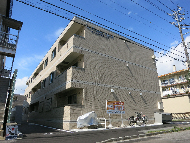 函館市中島町のマンションの建物外観