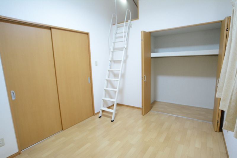 収納　ロフト