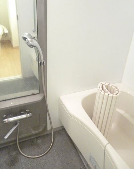 バス・シャワールーム　★ゆったりとできる広さの浴槽★