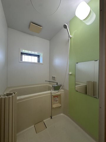 バス・シャワールーム　06073-202