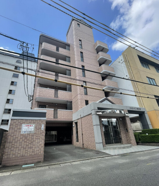 【大野城市栄町のマンションの建物外観】