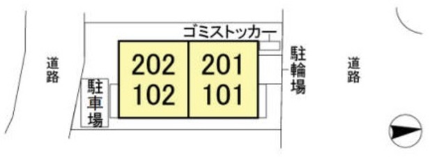 【エントピアの駐車場】