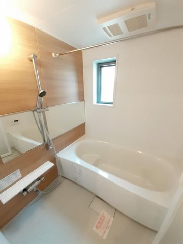 バス・シャワールーム　日々の疲れを癒すお風呂付です