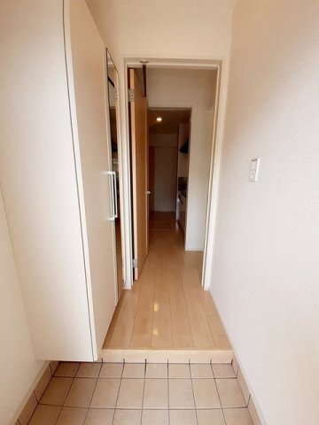 玄関　収納もある玄関です