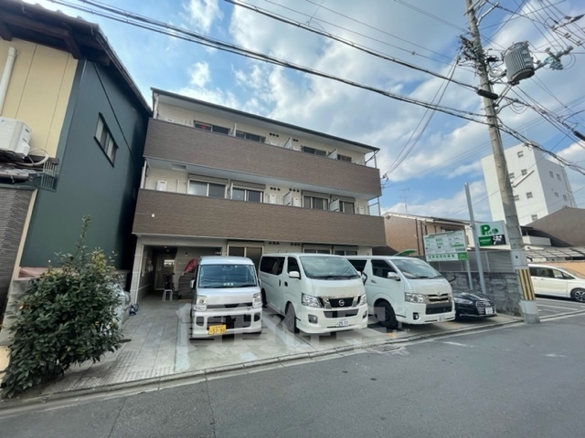 京都市下京区上長福寺町のマンションの建物外観