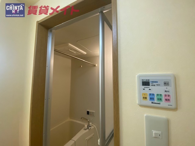 【伊勢市小俣町明野のマンションのその他設備】