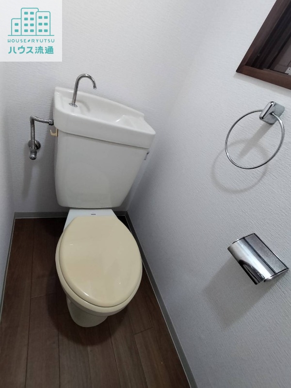 トイレ　※温水洗浄便座へ変更予定です