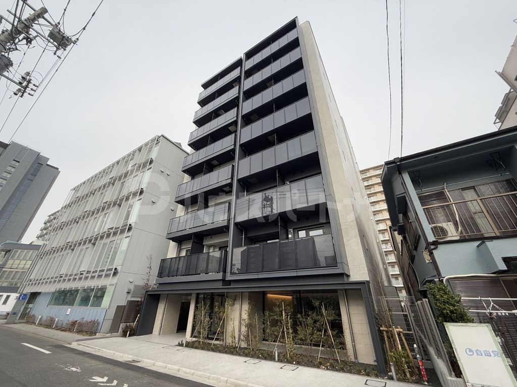 江東区亀戸のマンションの建物外観