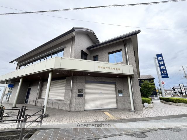 銀行　（株）滋賀銀行／近江町支店（銀行）まで432m