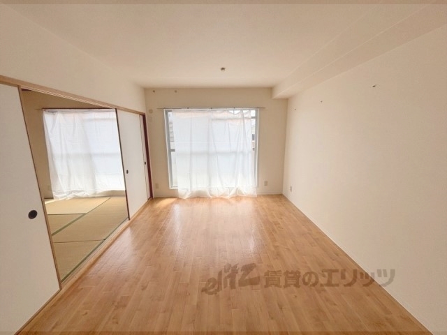 居室・リビング　リビング