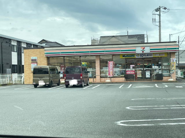 コンビニ　セブンイレブン沼津下香貫南店（コンビニ）まで383m