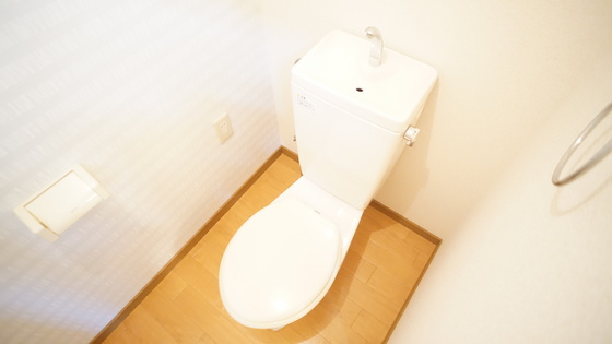 トイレ　トイレ