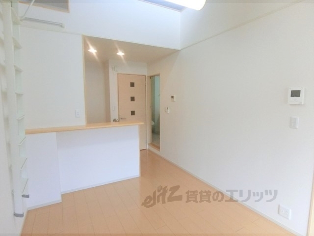 居室・リビング　リビング