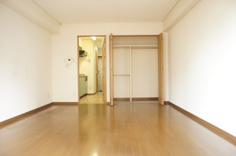 居室・リビング　図面と現状に相違がある場合には現状を優先