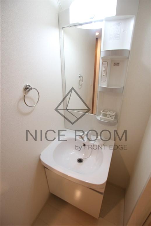 洗面設備　ララプレイス新大阪シエスタ　独立洗面台