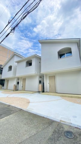 建物外観　Ｅ-1外観（1番左の棟）