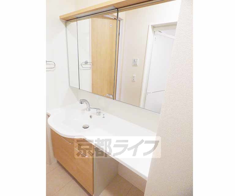 洗面設備　シャンプードレッサーです。