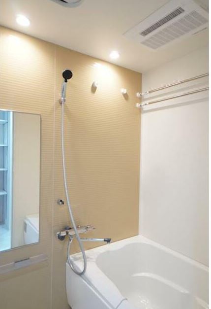 バス・シャワールーム　※同物件・別部屋写真になります。