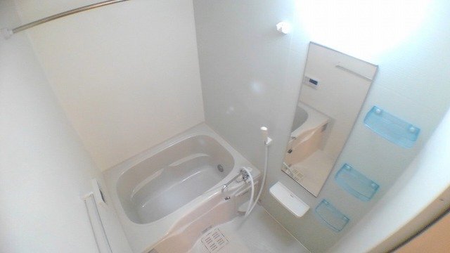 バス・シャワールーム　バス／シャワー