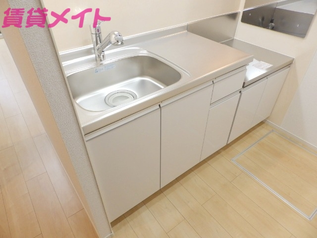 キッチン　反転参考写真