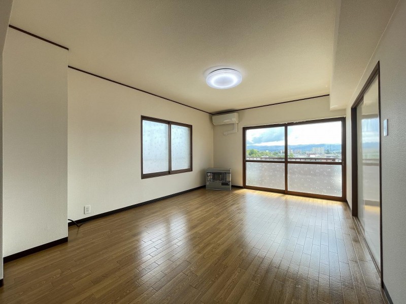 居室・リビング　リビング１