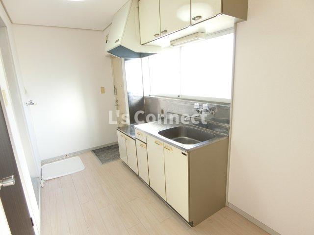 その他　約３帖のキッチンスペース。