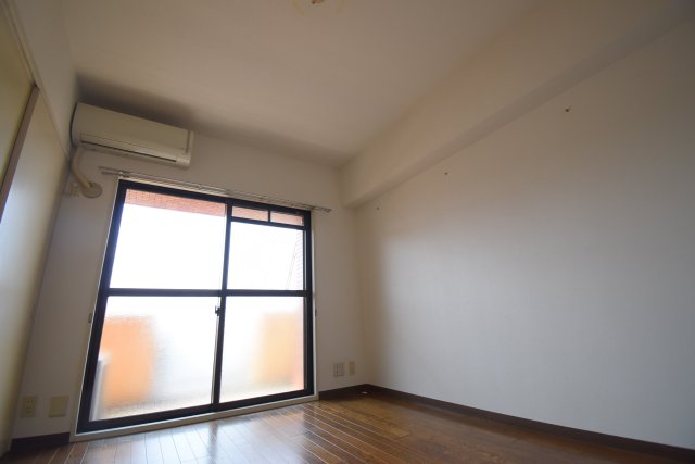 居室・リビング　別室参考画像