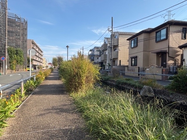 その他　せせらぎ遊歩道（その他）まで50m