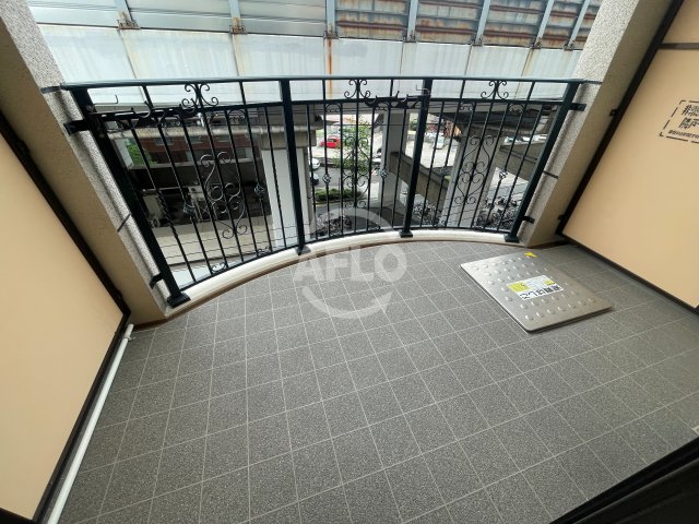 バルコニー　Luxe田辺　バルコニー