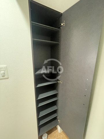 収納　Luxe田辺　シューズボックス