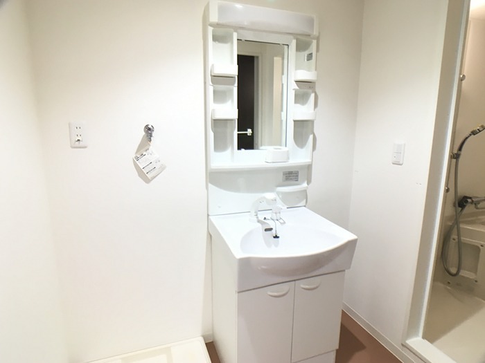 洗面設備　独立洗面台です。