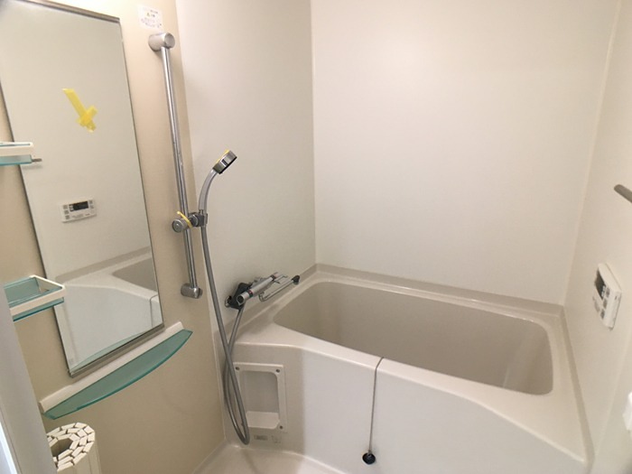 バス・シャワールーム　追い焚き付きです。